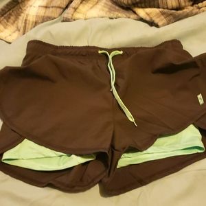 NWT Wet Dri Shorts Large
